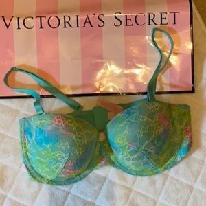 Victoria secret bra